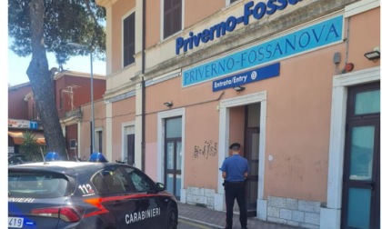 Tentato furto nel parcheggio della stazione, denunciato un 22enne