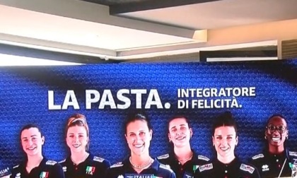 Pasta "Made in Italy", l'Italvolley femminile testimoniaL