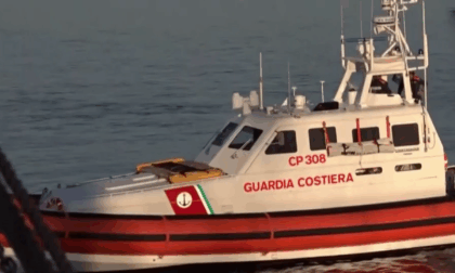 Salvati bagnini e bagnanti in difficoltà