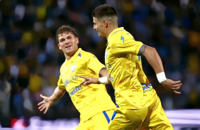Frosinone – Avellino 2-0, buona partenza per i canarini