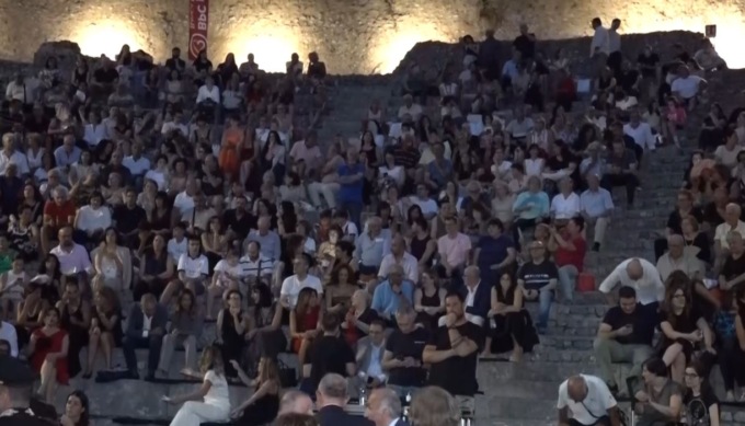 Il Teatro Romano, la riapertura con Massimo Lopez e Tullio Solenghi
