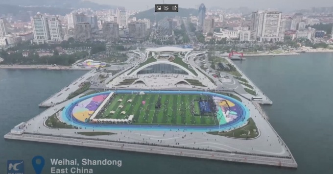 Cina: scopriamo campo da calcio “galleggiante” nello Shandong