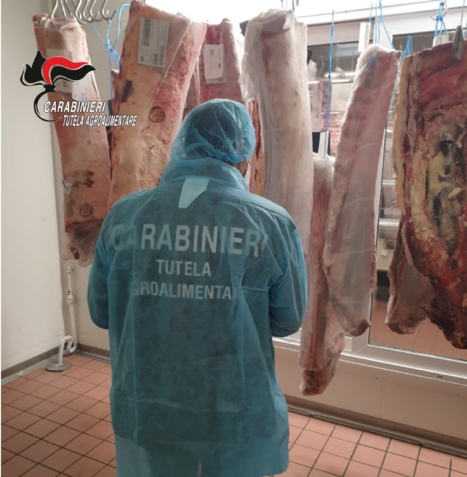Carne dall’est Europa venduta come italiana, cinque indagati