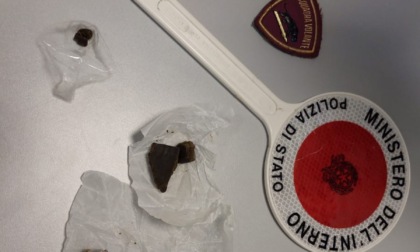 Controlli sul litorale pontino, giovane trovato con la droga