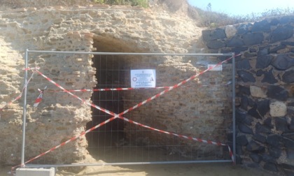 Sgomberate e chiuse le “Grotte”