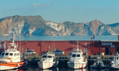 Scontro tra due imbarcazioni, gravi padre e figlia