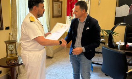 Il sindaco incontra l'ammiraglio Agostini