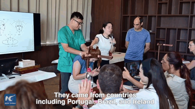 Cina: appassionati di MTC dal Portogallo si formano a Hainan