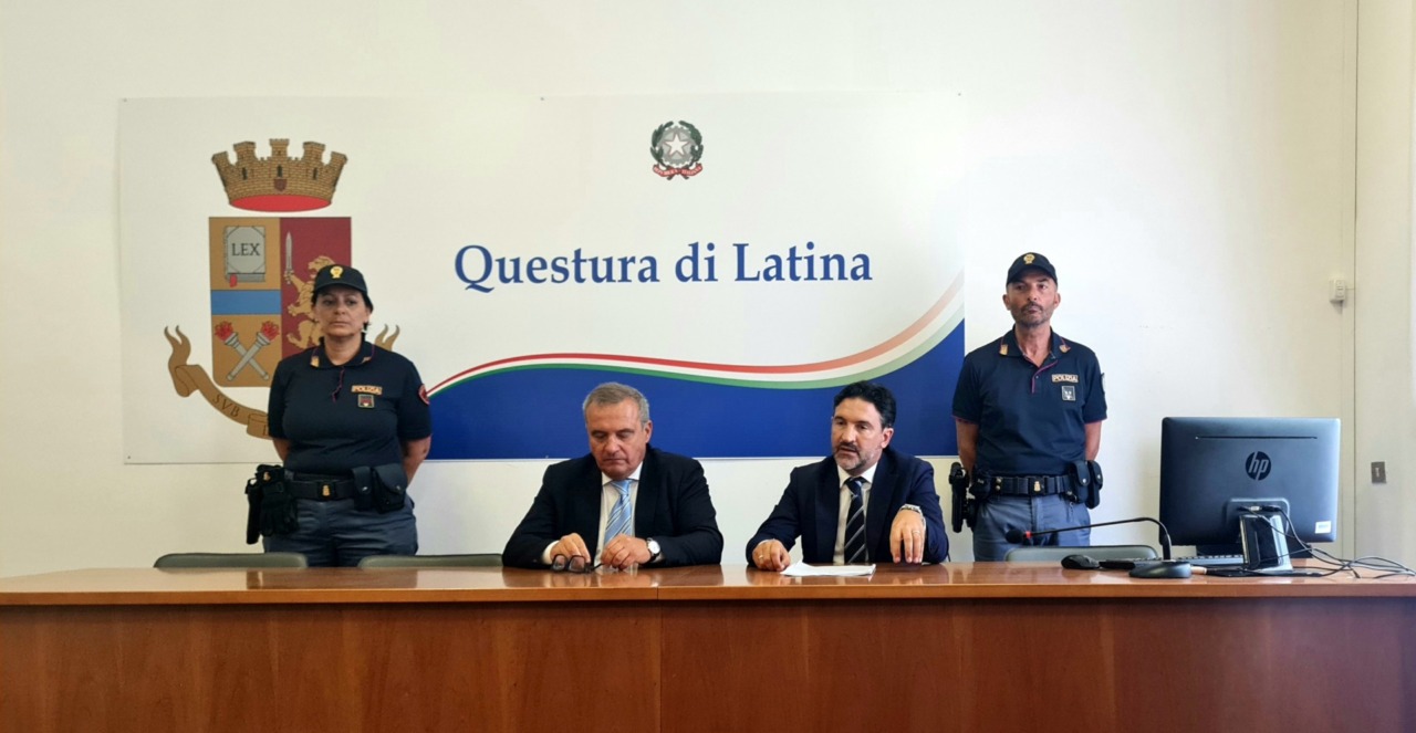 Rapine ed estorsioni a minorenni, due arresti