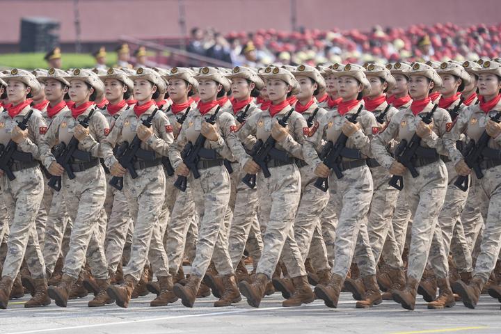 Cina: Pechino ospita raduno per commemorare V-Day (4)