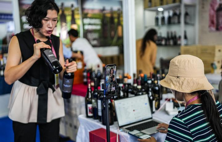 Cina: Guizhou ospita Int’l Alcoholic Beverages Expo (1)