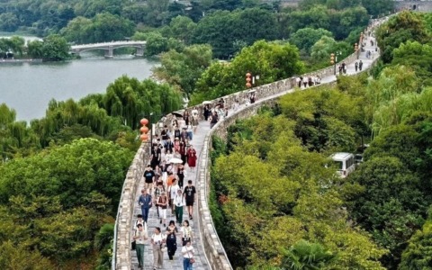 Cina-Italia: giovani ridanno vita ad antiche mura con design creativi (2)