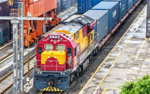 Cina: treno merci in partenza da Chongqing all’Asia centrale