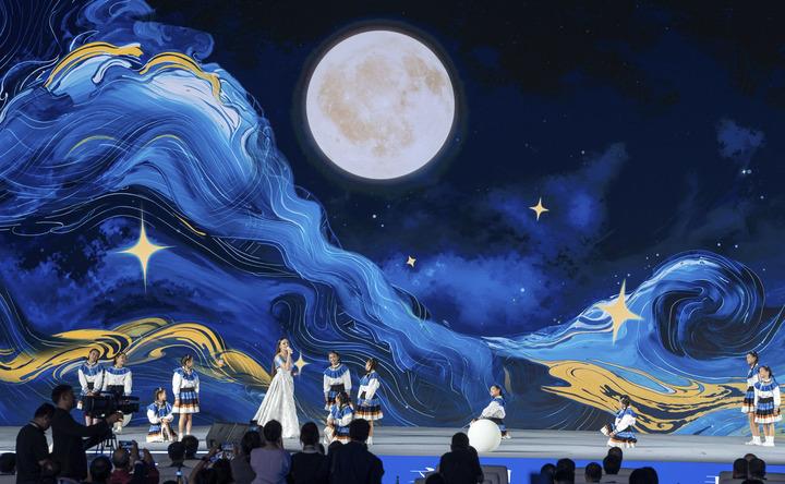 Cina: annunciati i vincitori dei secondi Golden Panda Awards nel Sichuan