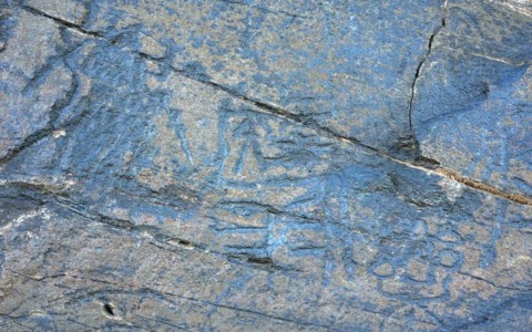 Cina: scopre pietra Qin incisa a maggior altitudine su altopiano Qinghai-Tibet (1)