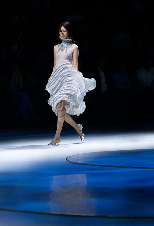 Cina: a Pechino si chiude China Fashion Week (Autunno) 2025 (3)