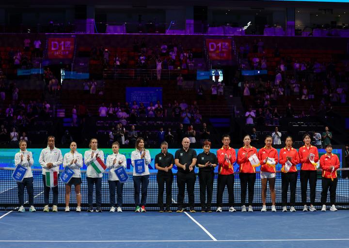 Cina-Italia: atlete gareggiano a Billie Jean King Cup Finals (3)