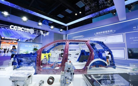 Cina: prodotti ad alta tecnologia alla China-ASEAN Expo di Nanning