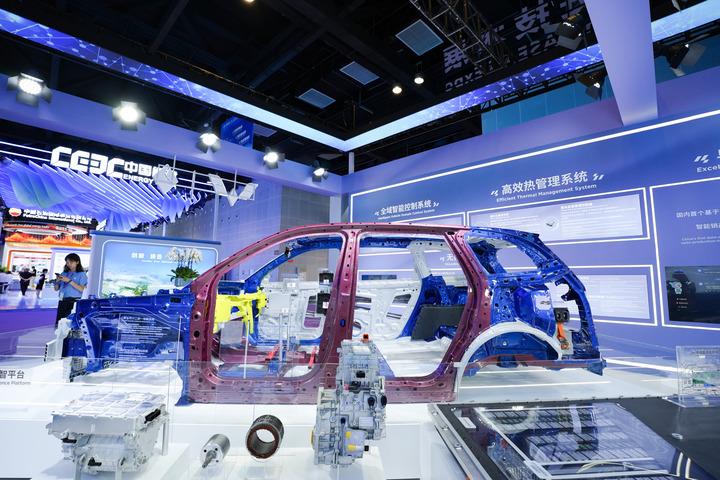 Cina: prodotti ad alta tecnologia alla China-ASEAN Expo di Nanning