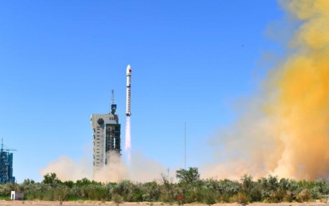 Cina: lanciato satellite Fengyun-3 08