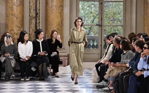 Francia: ospita Shenzhen Futian Fashion Day Paris per settimana moda (2)