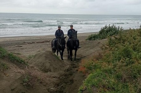 Parco del Circeo, controlli dei carabinieri a cavallo