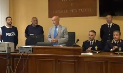 Scoperta una base di spaccio a due passi dal Serd. Le interviste