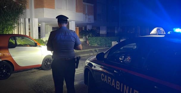 Doppio attentato, bottiglia molotov contro un bar e bomba contro un’auto
