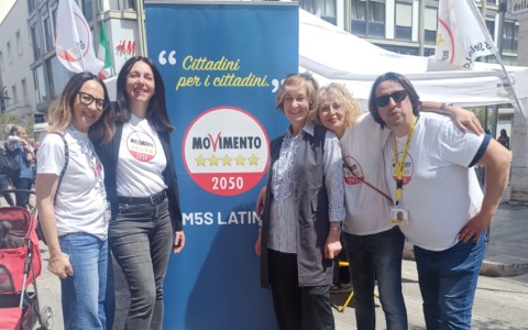 Il piano Antenne: il balletto del nulla. La denuncia del M5S