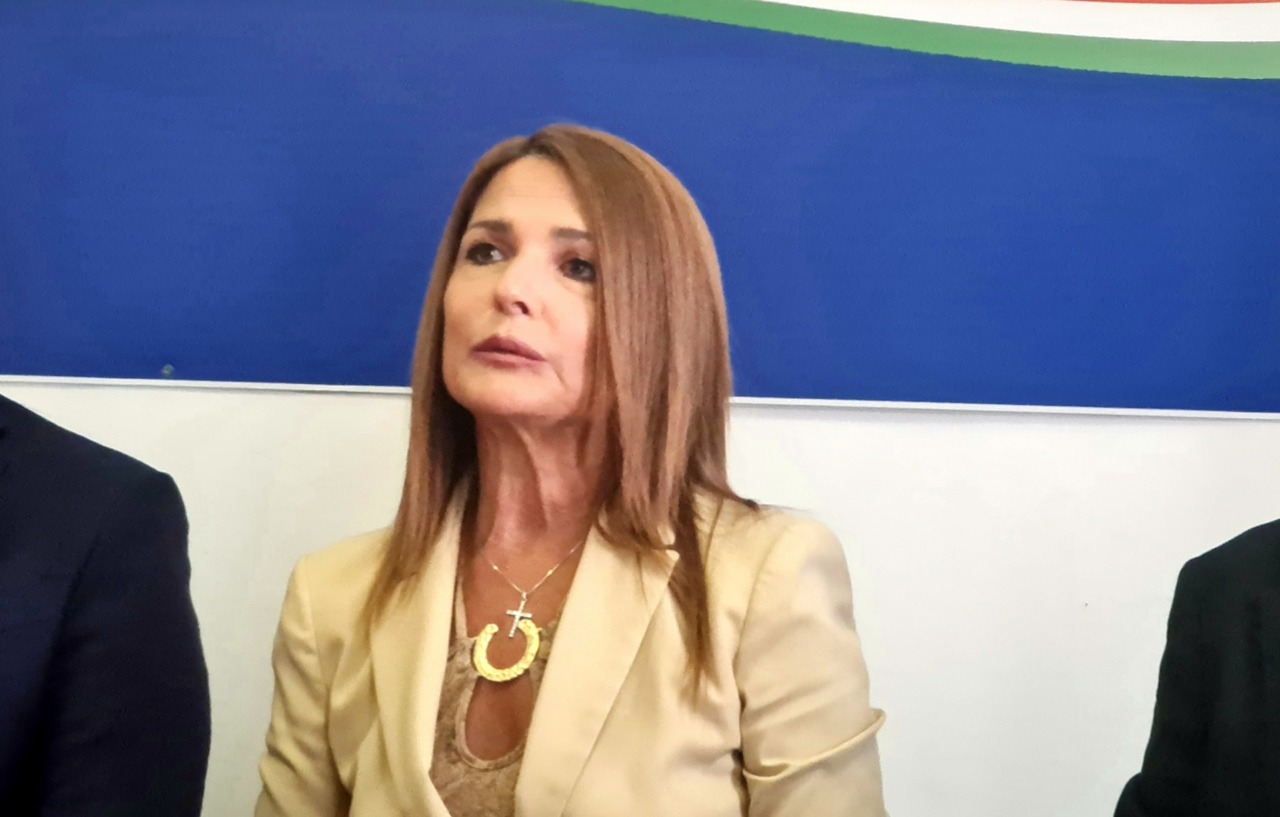 Attentati, a breve la visita di Piantedosi. Spinelli: “Risponderemo con i fatti”