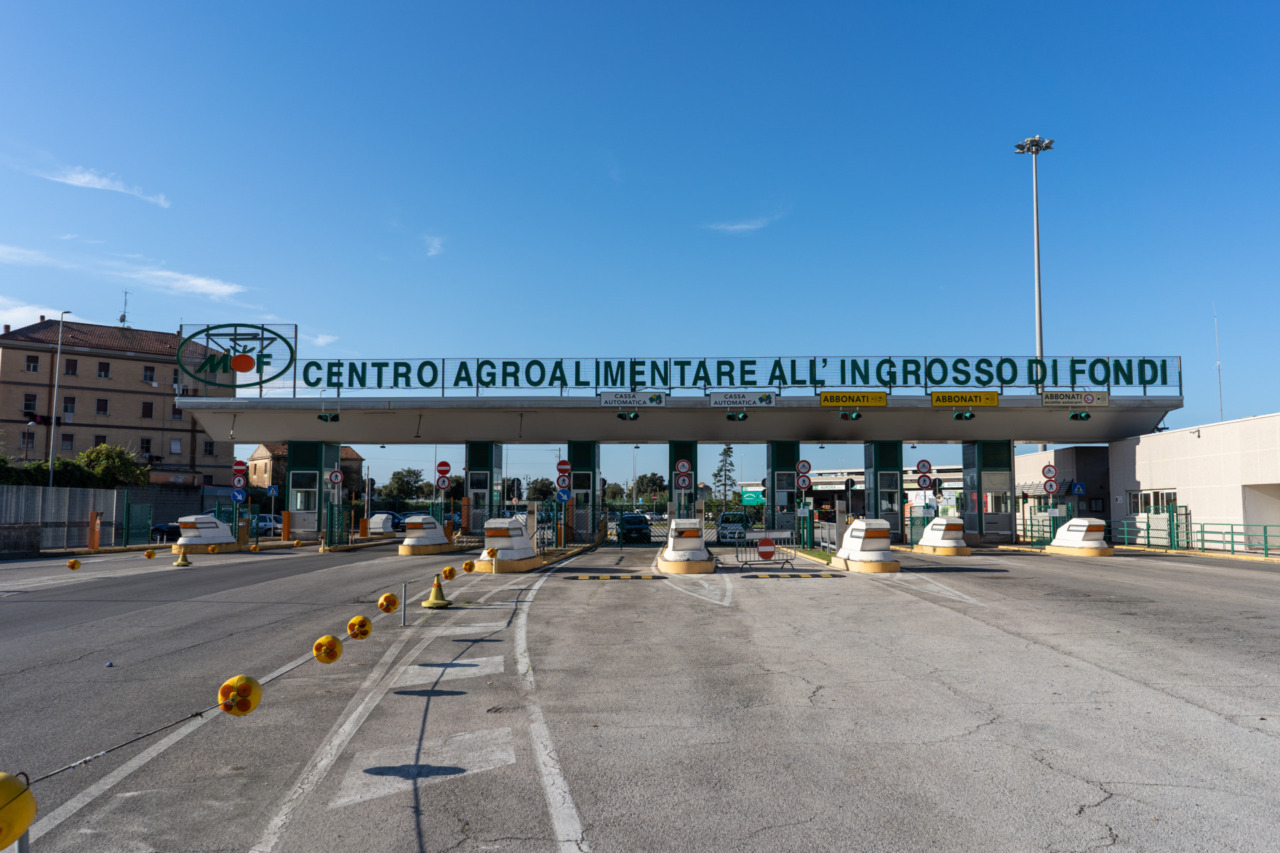 Sfruttamento del lavoro a”Fuori dal Coro”, il Mof revoca licenza all’azienda Cavolo Felice