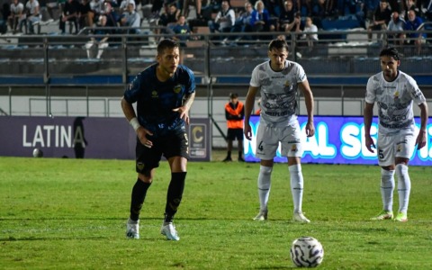 Quarta di campionato, Foggia – Latina e Guidonia – Ravenna