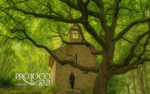 Fondi e il Parco, Passeggiata tra Natura, Storia e Fede