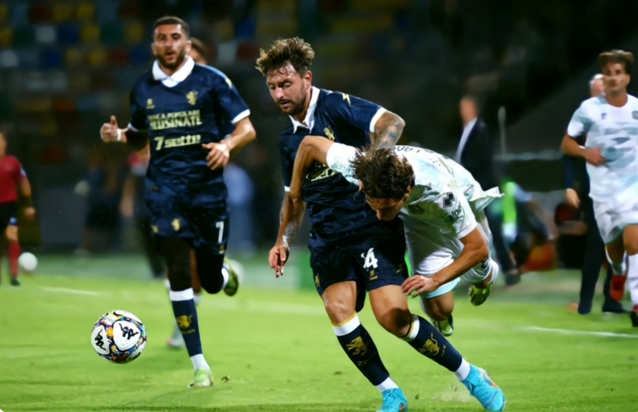Frosinone-Sudtirol 2-2, canarini rimontati