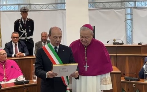 Si è insediato il nuovo vescovo Santo Marcianò