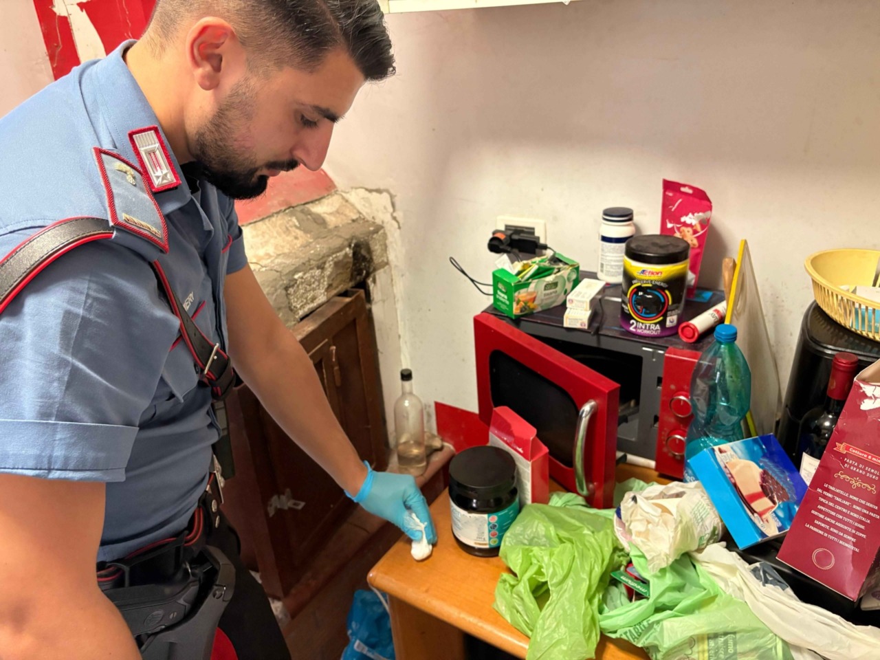 Servizio straordinario dei Carabinieri: un arresto per spaccio