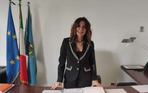 “Indomita”, la battaglia civile e legale di Civita Di Russo contro le mafie del silenzio