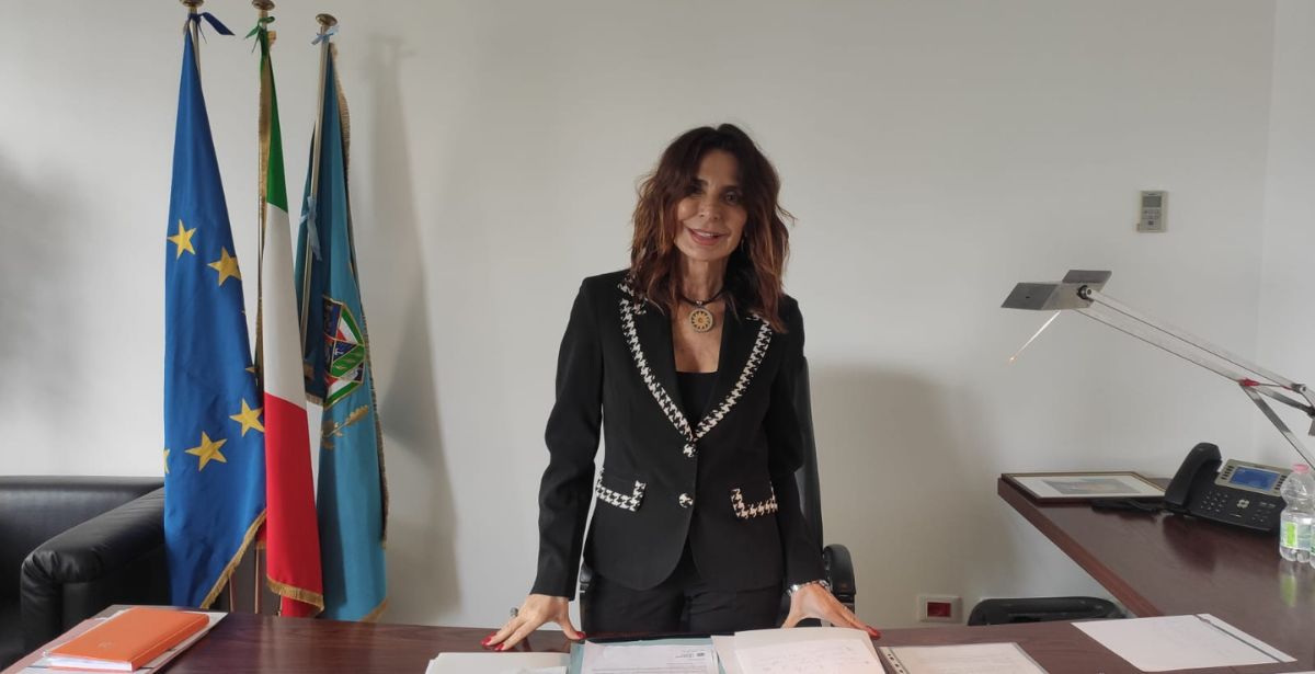 “Indomita”, la battaglia civile e legale di Civita Di Russo contro le mafie del silenzio