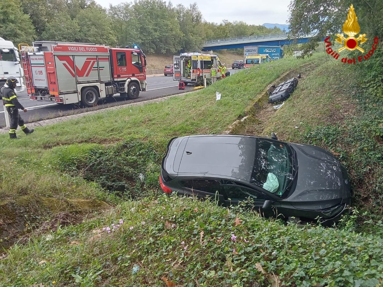 Paura in A1: auto si ribalta, grave uno dei feriti