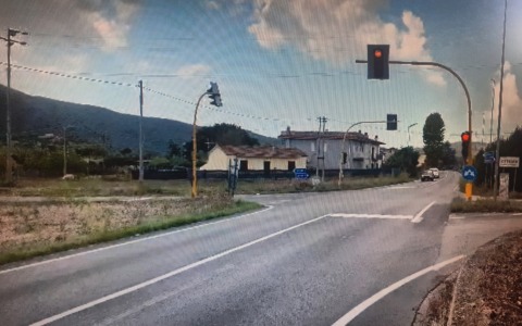 Via Torre Rocchigiana, incrocio maledetto. Serve una rotatoria
