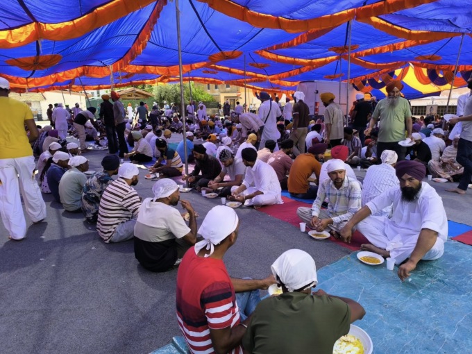 Nagar Kirtan, festa di colori in città