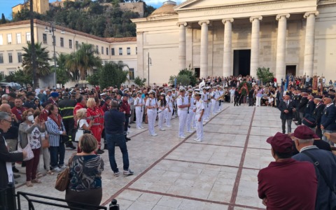 L’A.N.P.S. consegna la statua di S.Michele Arcangelo alla Chiesa del SS Salvatore