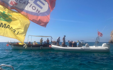 “Puliamo il mondo” nei fondali marini, iniziativa coordinata da Legambiente