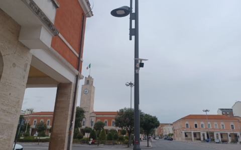 Isola pedonale, installate e attivate cinque telecamere di videosorveglianza