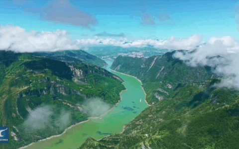 Cina: Yangtze, linfa vitale millenaria della civiltà del Paese