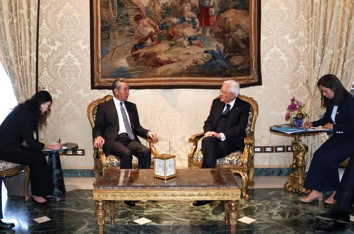 Italia: Mattarella incontra ministro cinese Esteri Wang Yi a Roma (2)