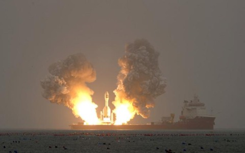 Cina: razzo vettore Gravity-1 lanciato dal mare