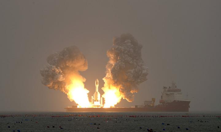 Cina: razzo vettore Gravity-1 lanciato dal mare