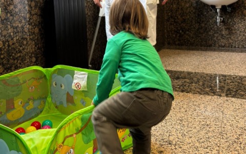 Settimana Mondiale dell’Allattamento al seno, inaugurato il Baby Pit Stop al Santa Scolastica