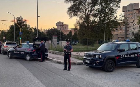 Controlli ad “Alto Impatto”, 20enne fermato con manganello telescopico